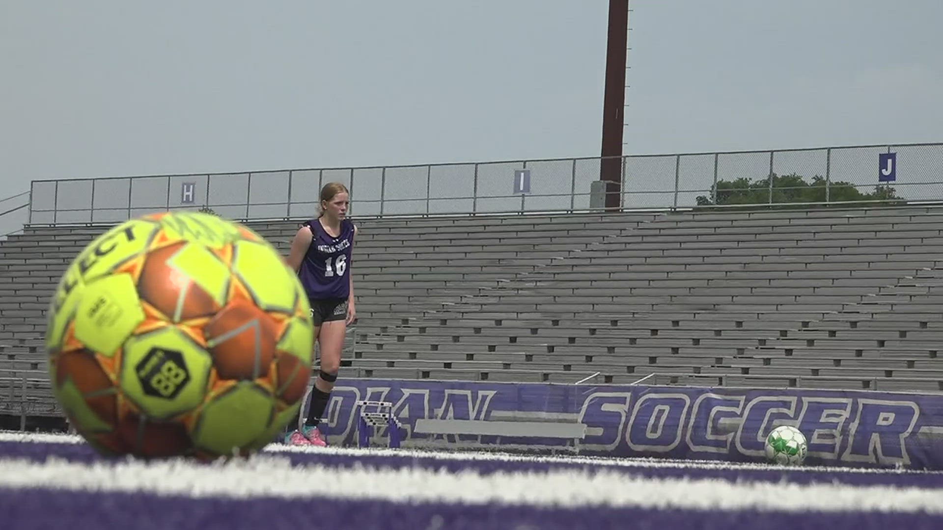 Port Neches-Groves girls soccer aiming to make school history in Regional Tournament 12newsnow