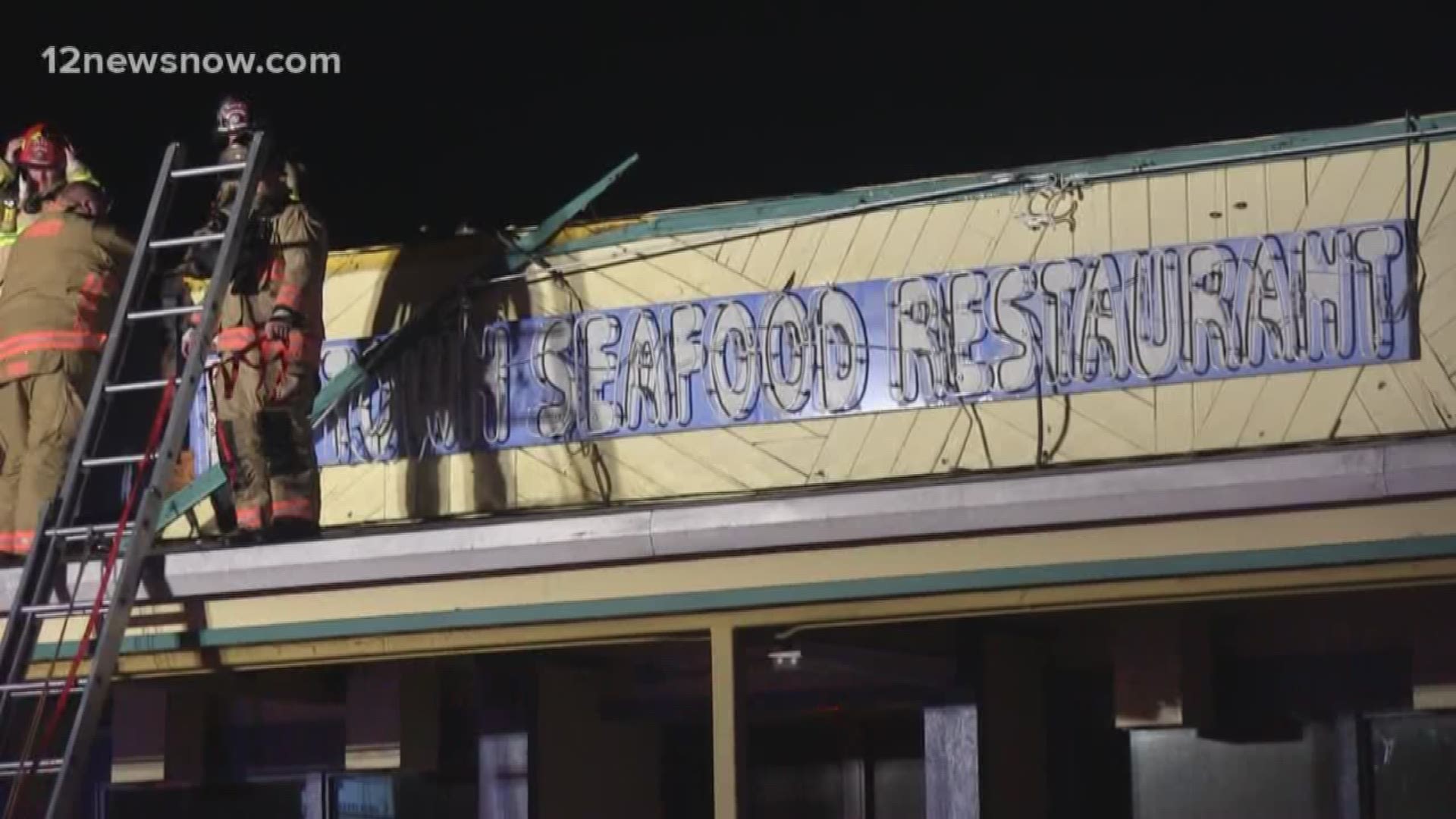 Firefighters rushed to "Baytown Seafood" on Twin City Highway while the restaurant was packed. Witnesses saw flames and smoke coming from the sign on the roof. The fire did not spread inside the building, no injuries were reported.