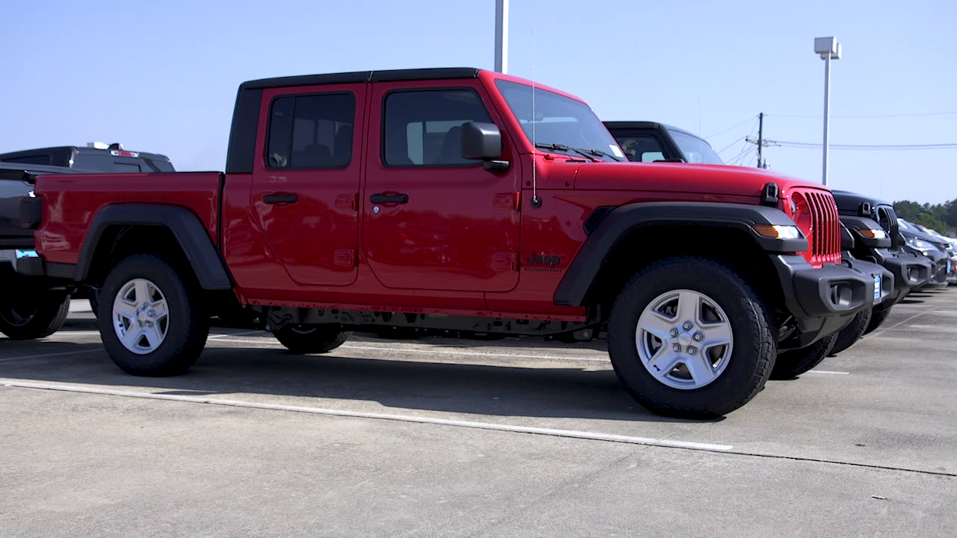 Today we took a 2020 Jeep Gladiator Overland out for a spin. Call Moore Chrysler Dodge Jeep Ram in Silsbee at (409) 385-3796 or visit them at http://1MooreCDJR.com to get yours!