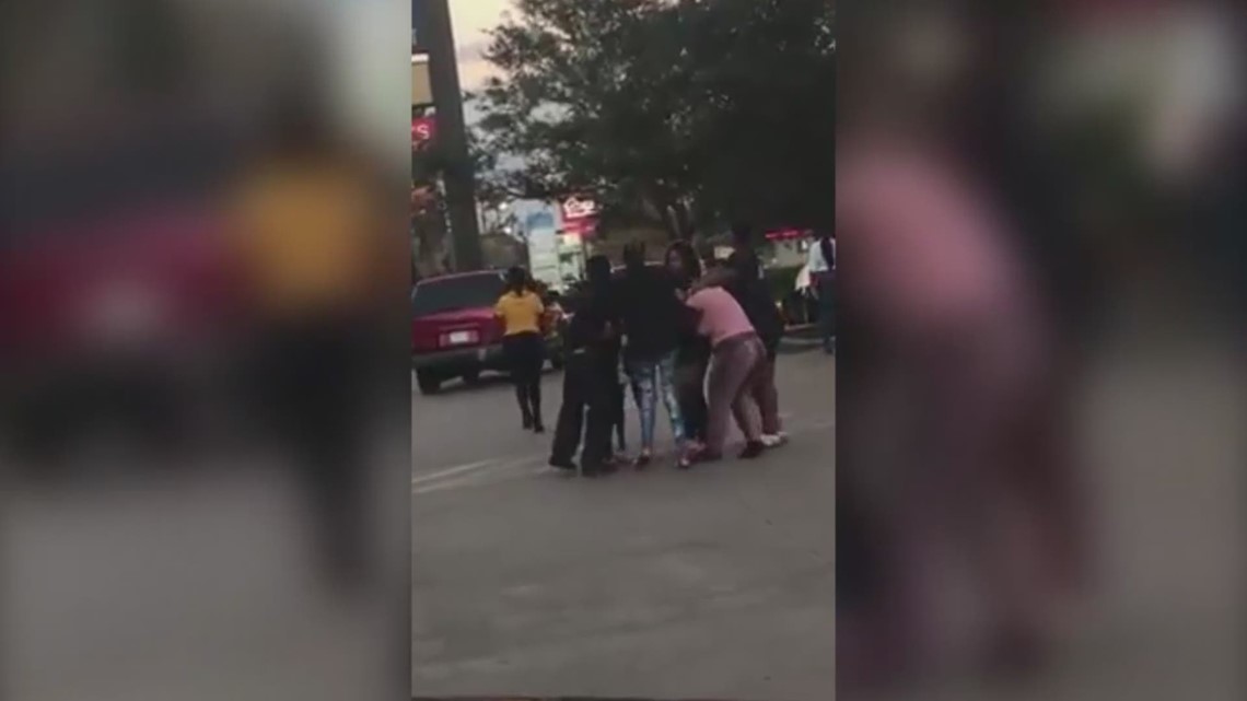 RAW VIDEO Adults caught on video brawling in Beaumont Chuck E. Cheese s parking lot