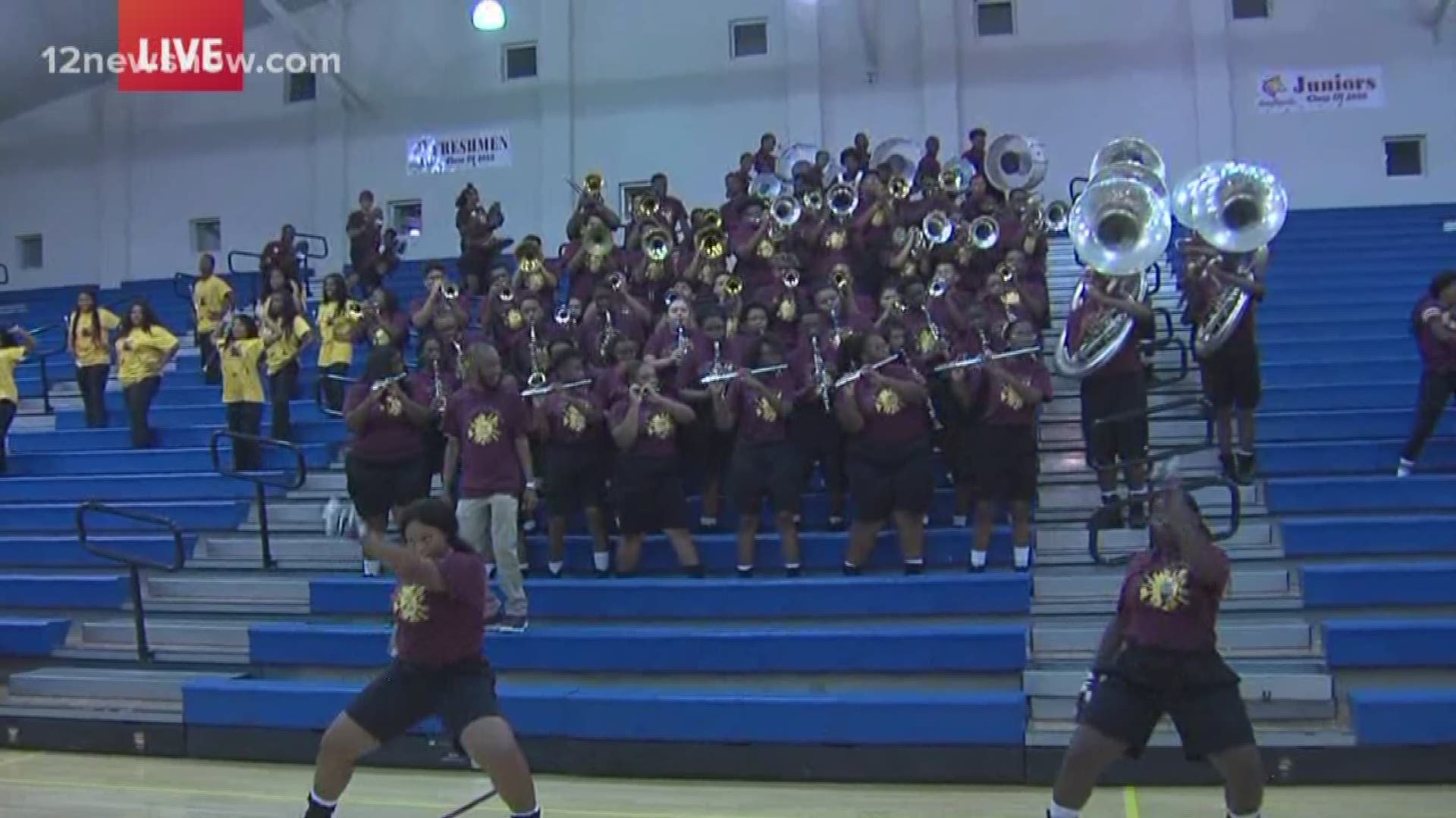 12News reporter Rachel Keller crashes Beaumont United's morning pep rally and helps the school get excited for the game. 