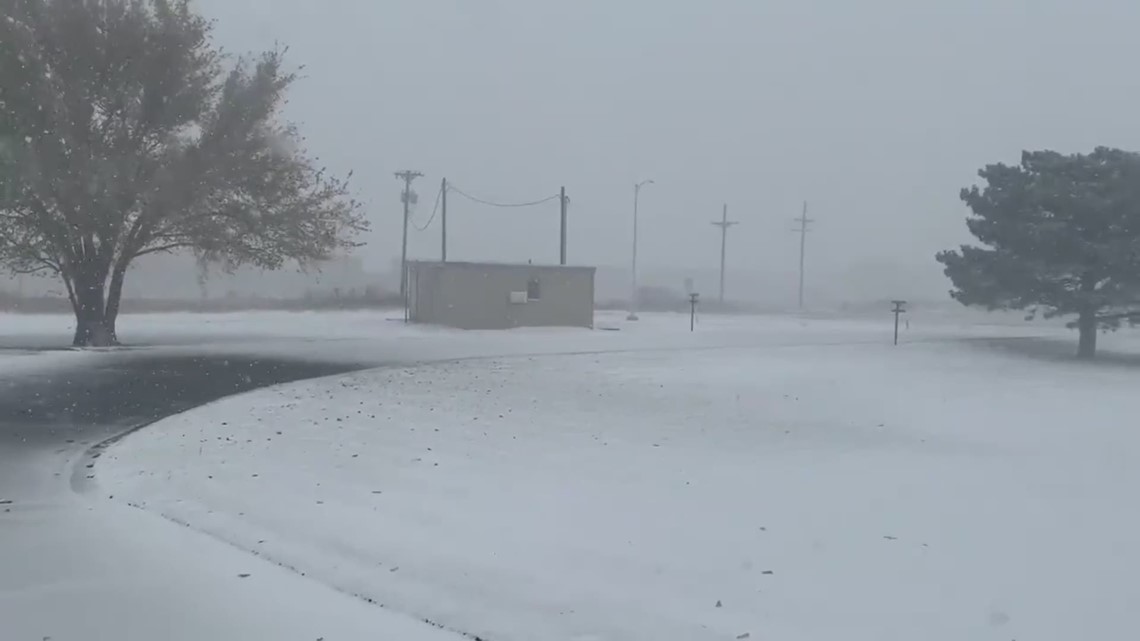 Thundersnow, heavy snow in Amarillo, Texas