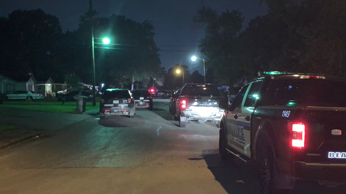 Beaumont shooting leaves 1 dead, 1 wounded late Wednesday night