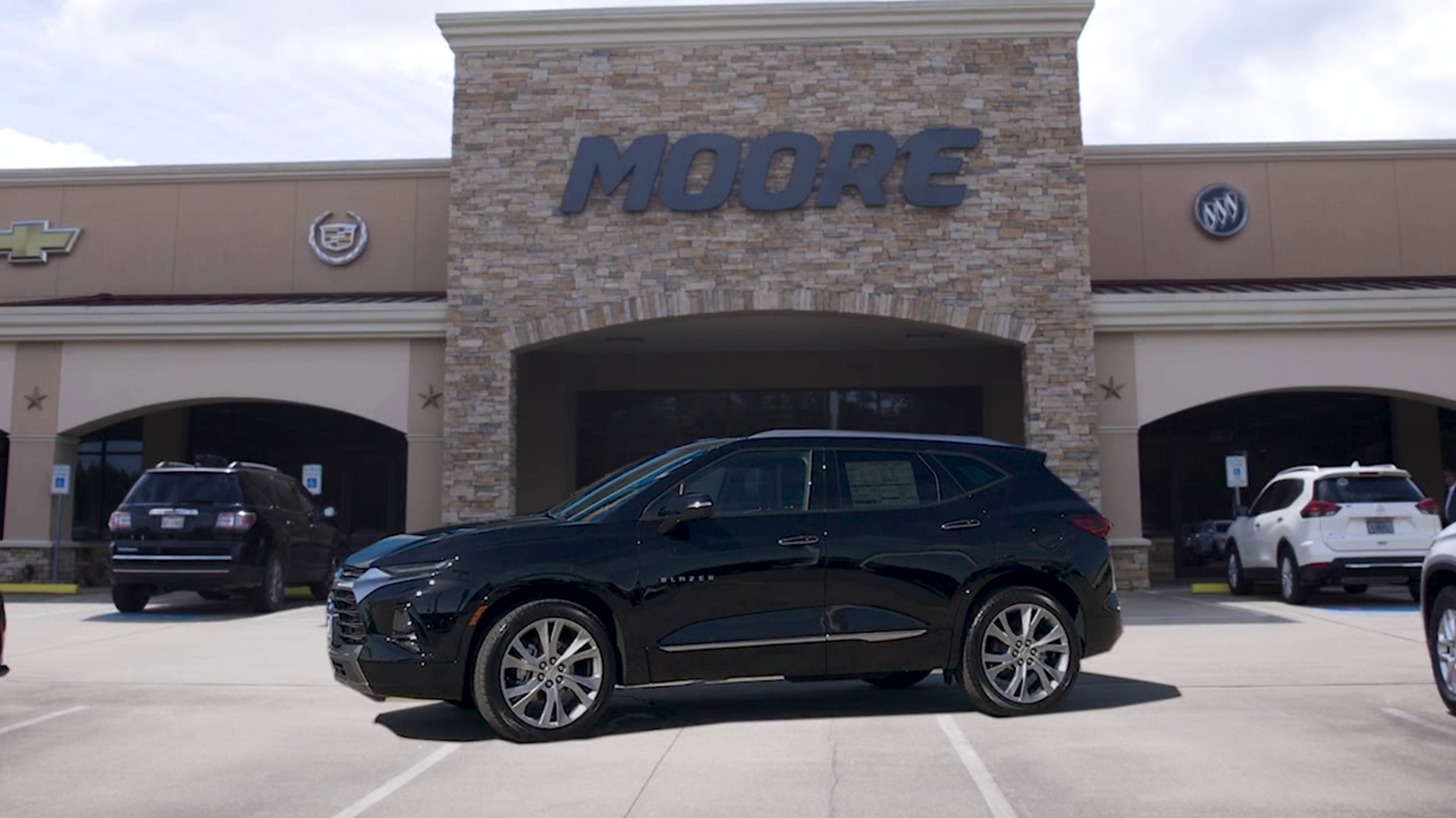 Check out the 2019 Chevy Blazer we're test driving today from Moore Auto in Silsbee. Call (409) 291-4539 or visit https://www.1MooreGM.com to get yours!
