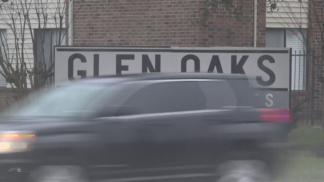 Residents of Glen Oaks Apartments in Beaumont are frustrated after going 13 days with no hot water