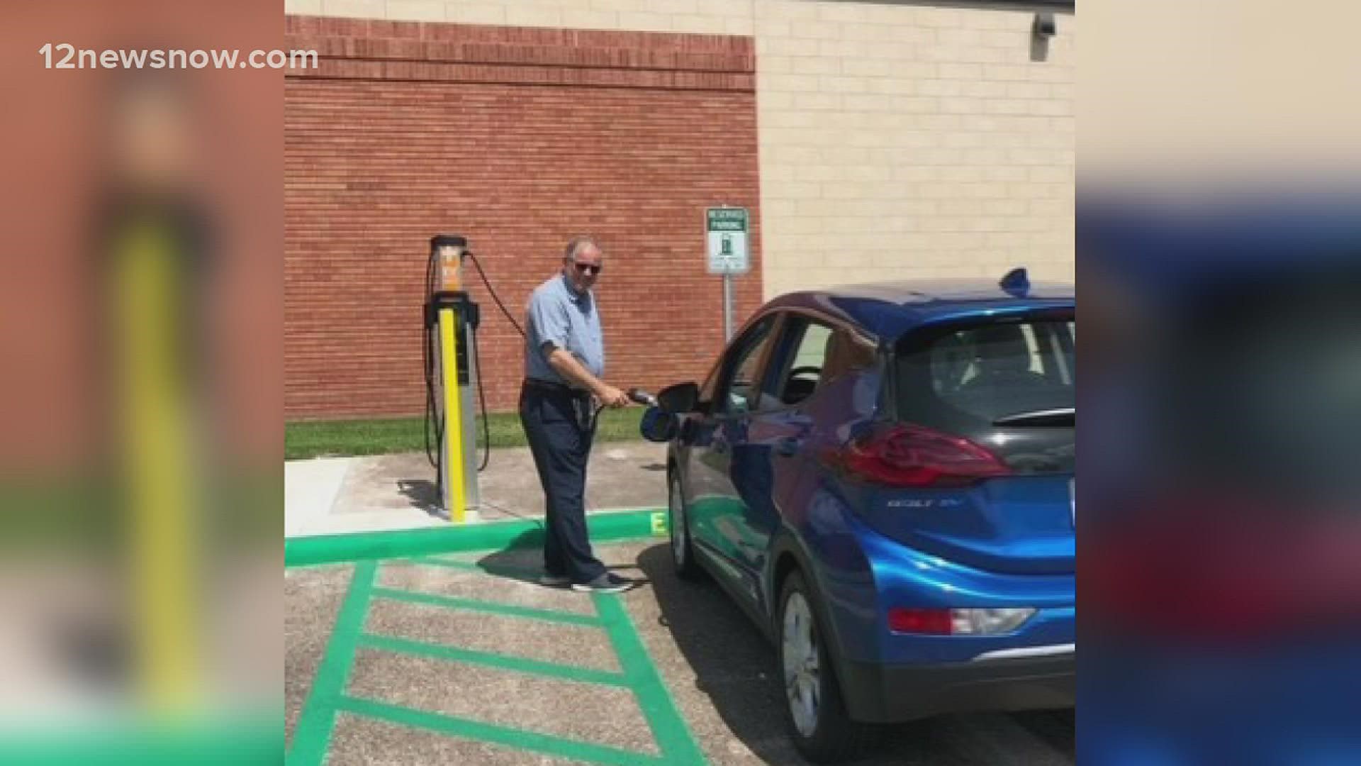 Entergy partners with Lamar University to add 2nd public electric car charging station on campus