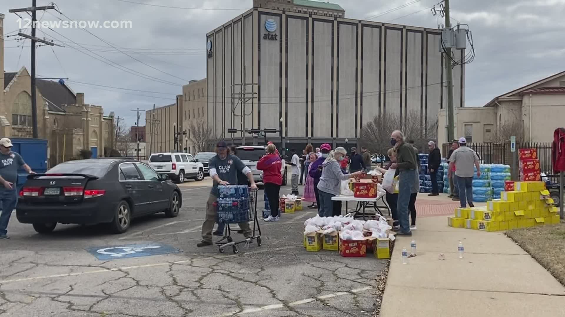 The Cajun Navy arrived in Beaumont Sunday afternoon to lend a helping hand. Volunteers spent the day distributing water at St. Mark's Episcopal Church.