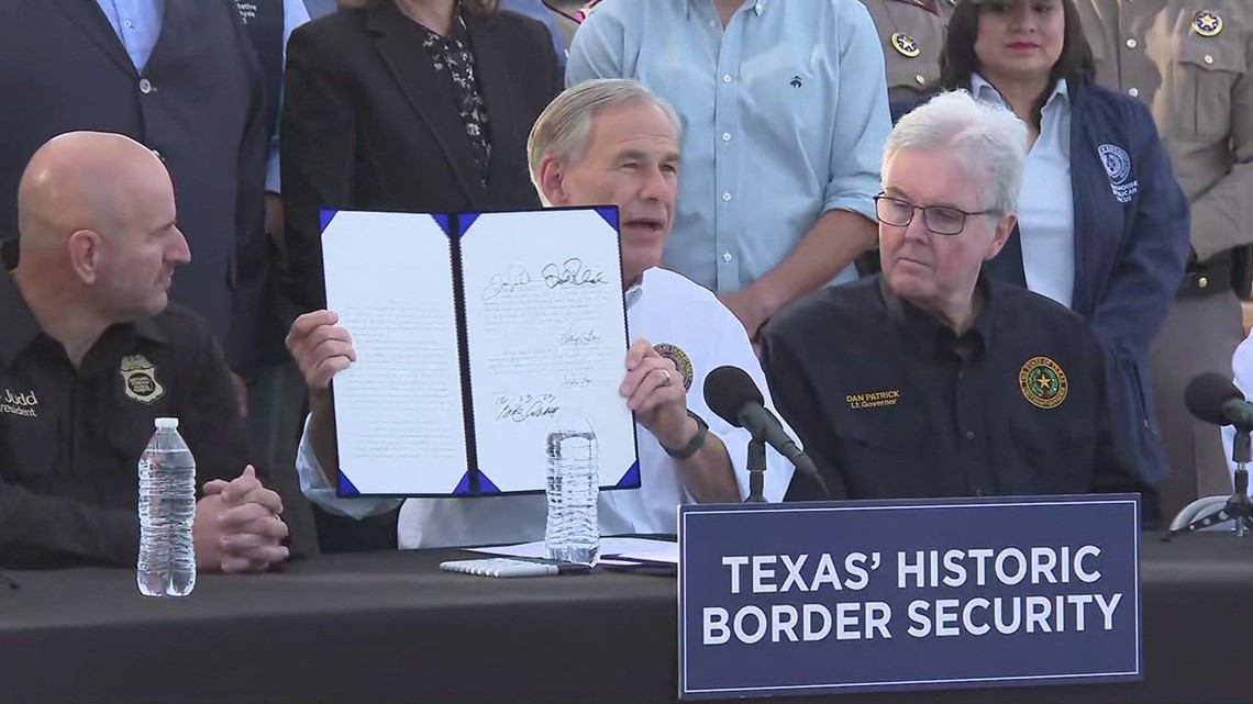 Texas Governor Signs Bill That Lets Police Arrest Anyone Suspected Of ...