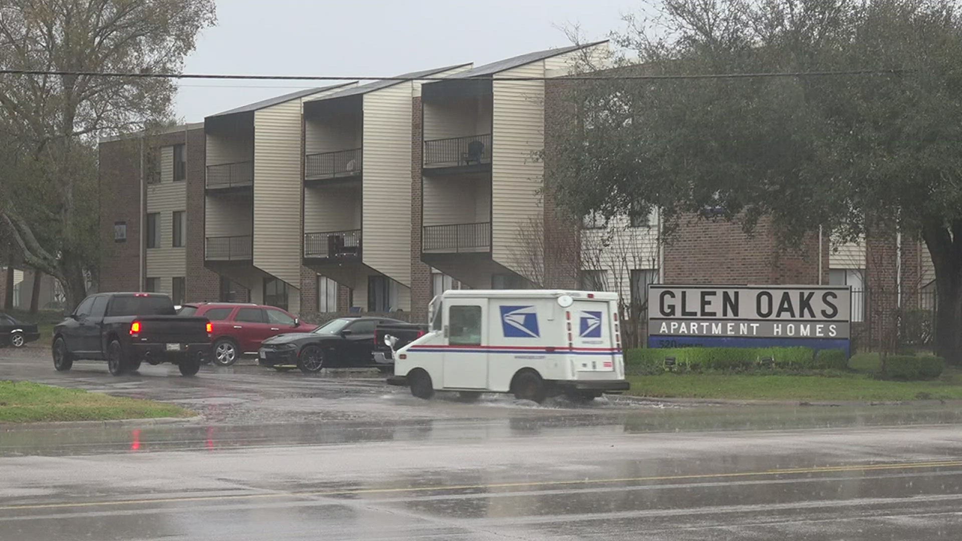 Residents of Beaumont apartment complex have gone five days without hot water