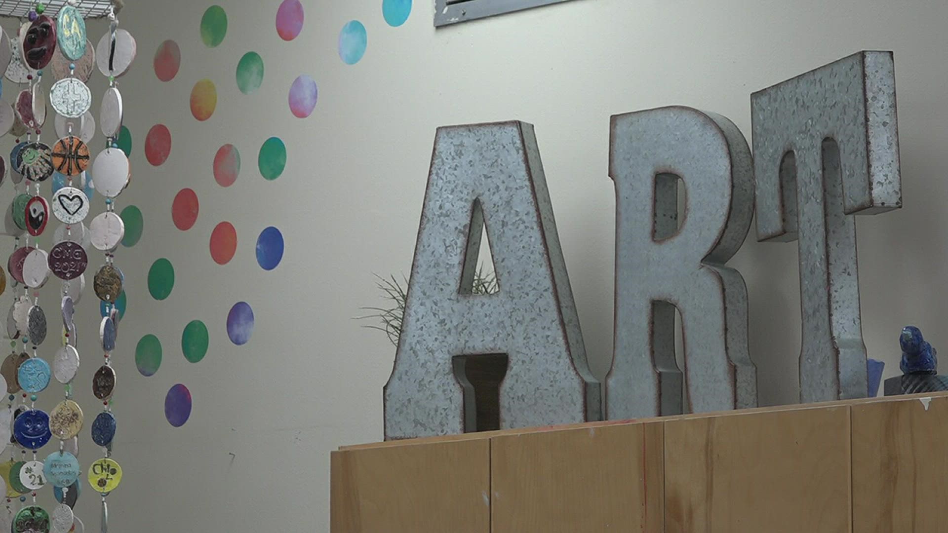 City leaders have teamed up with artists from Nederland High School in a new project called the ‘art banner project.’