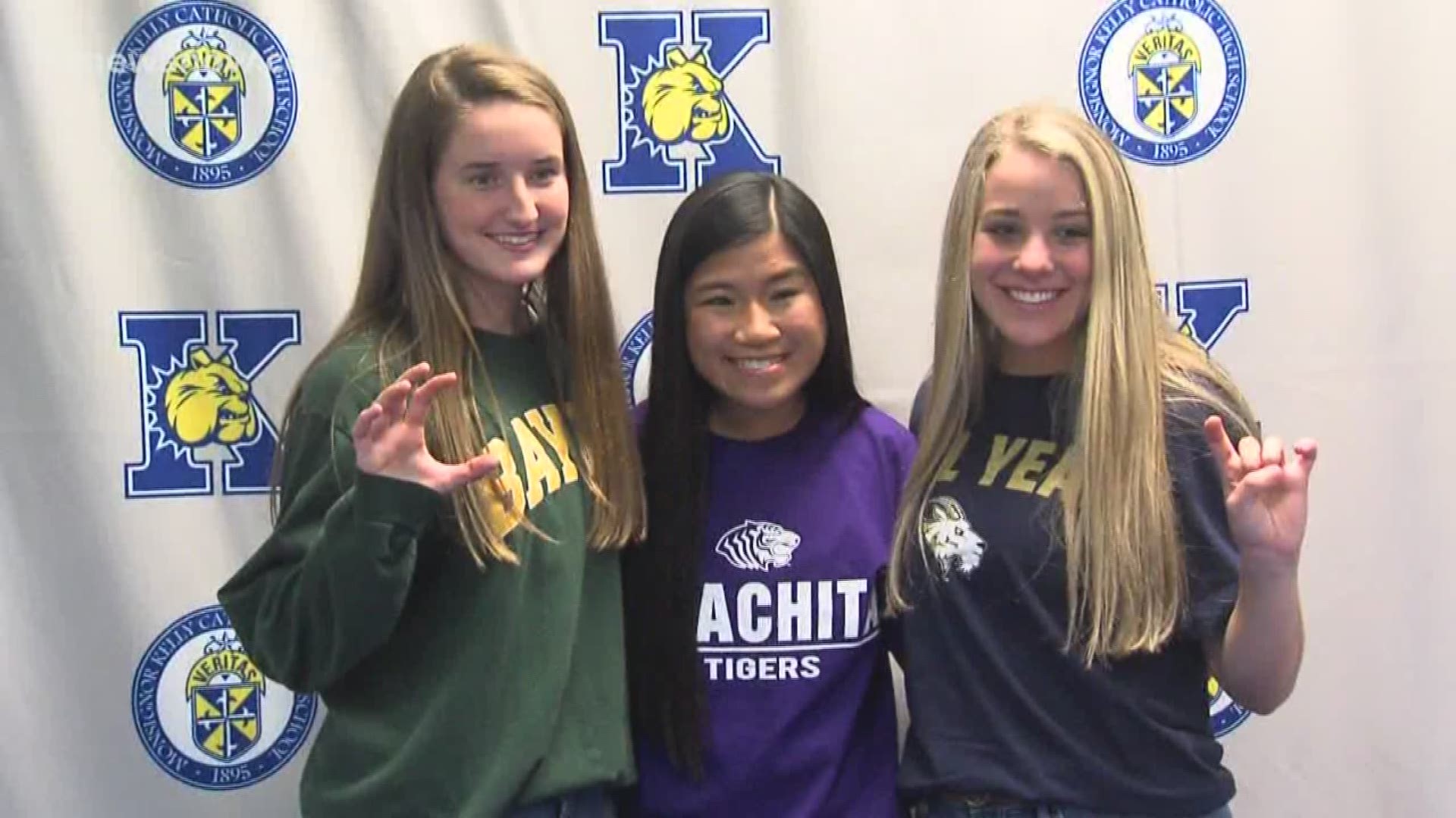 Three Lady Dawgs will play college soccer