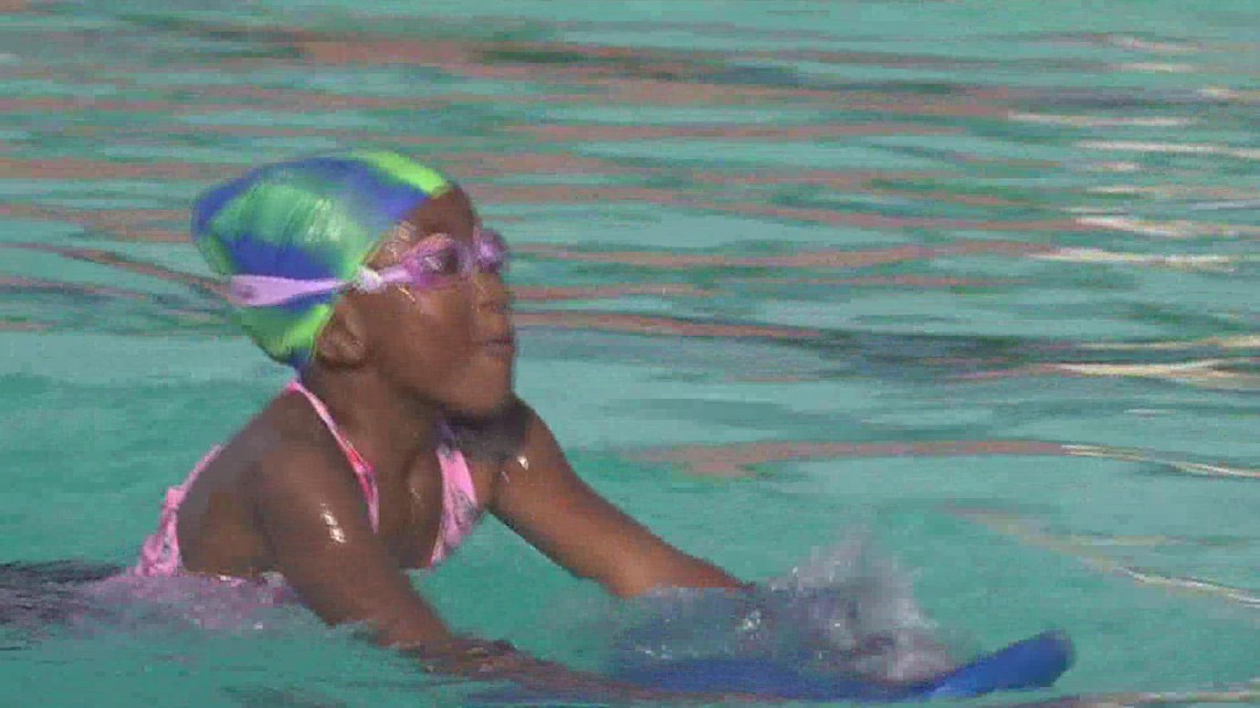 SETX swim instructor urging Black children to learn to swim - Vimarsana News