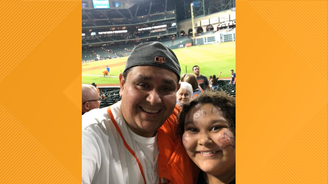 Meet the Astros' biggest fan 'Big Tex the Gator