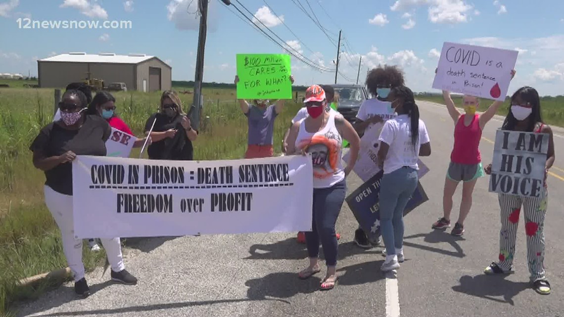 Protest held near federal prison facility in Jefferson County