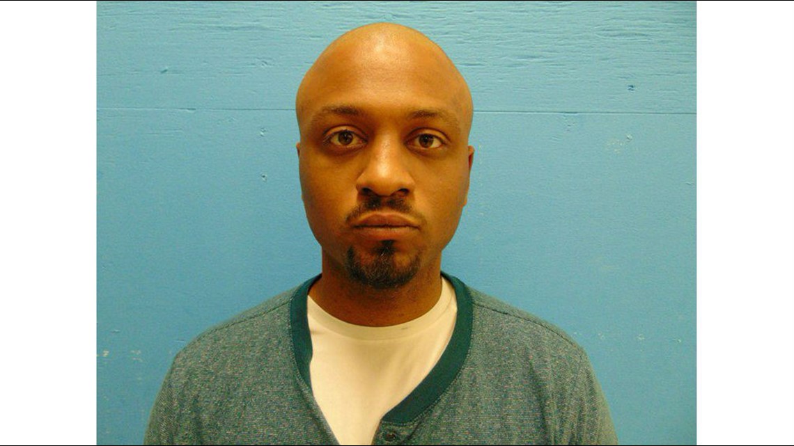 Armed man in custody who told police he was going to 'fulfill prophecy' was looking for Vidor