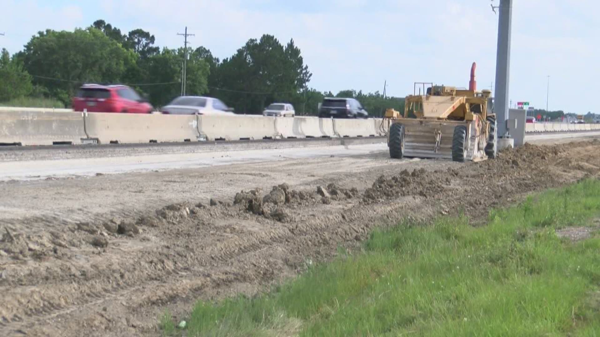 As part of the current I-10 widening project from SH 73 to Hamshire Road in Chambers and Jefferson County, the existing Brush Island Bridge, which crosses over I-10, will be replaced with a new overpass.