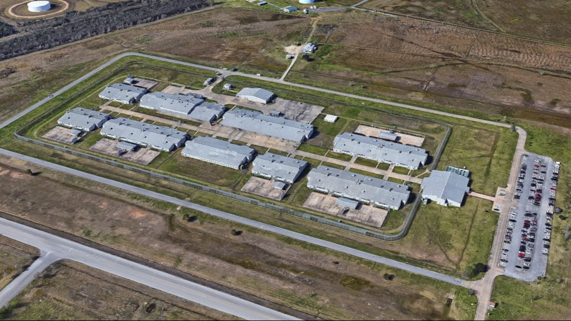 Entire Texas prison system locked down 12newsnow