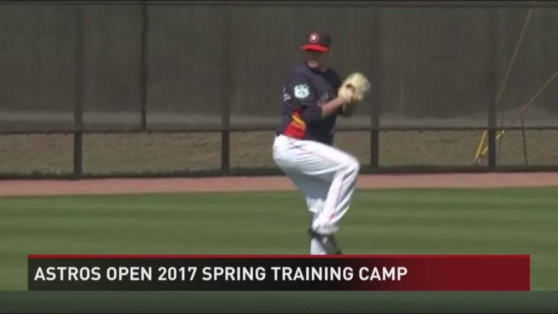 Astros pitchers, catchers start Spring Training workouts