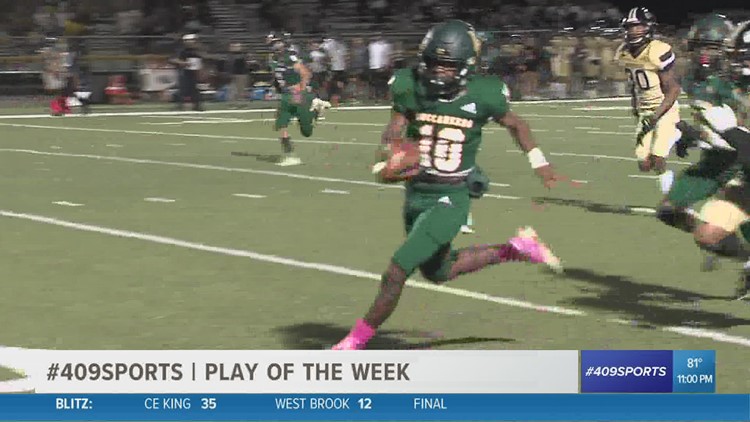 East Chambers QB Jacoby Perrault rushes 71 yards for a touchdown in the Play of the Week
