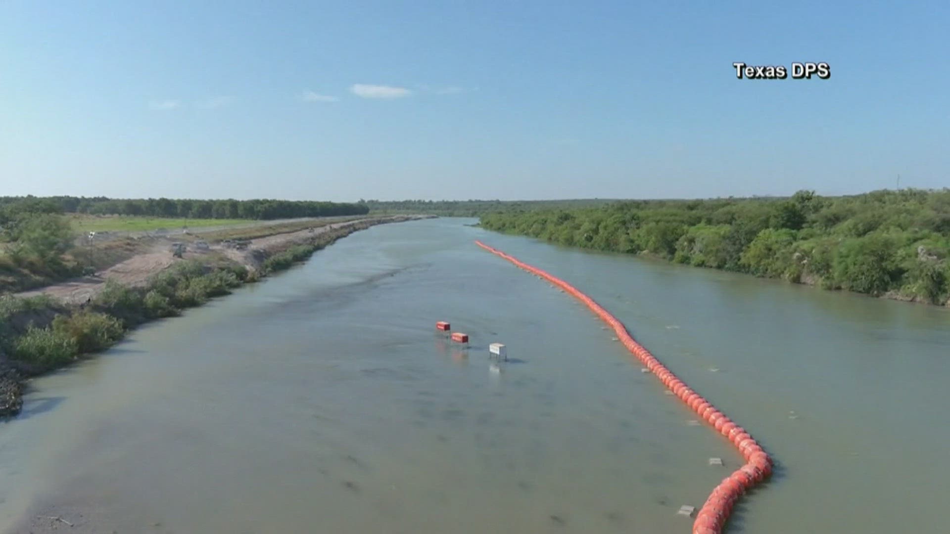 Justice Department tells Texas that floating barrier on Rio Grande