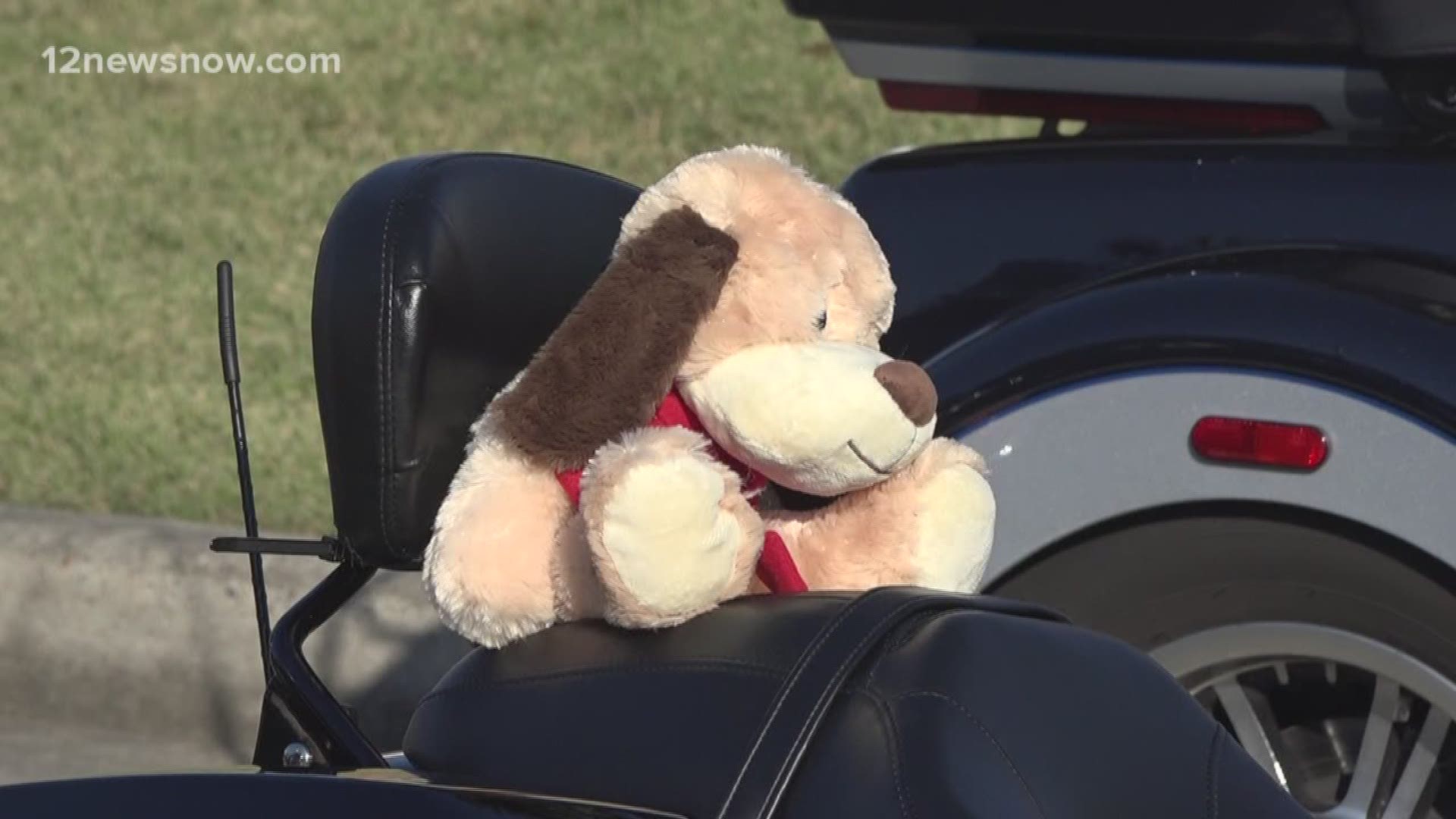 Children in hospitals across our area woke up to a special gift this morning. The Cowboy Harley-Davidson of Beaumont Hog Chapter did the 3rd annual teddy bear run.