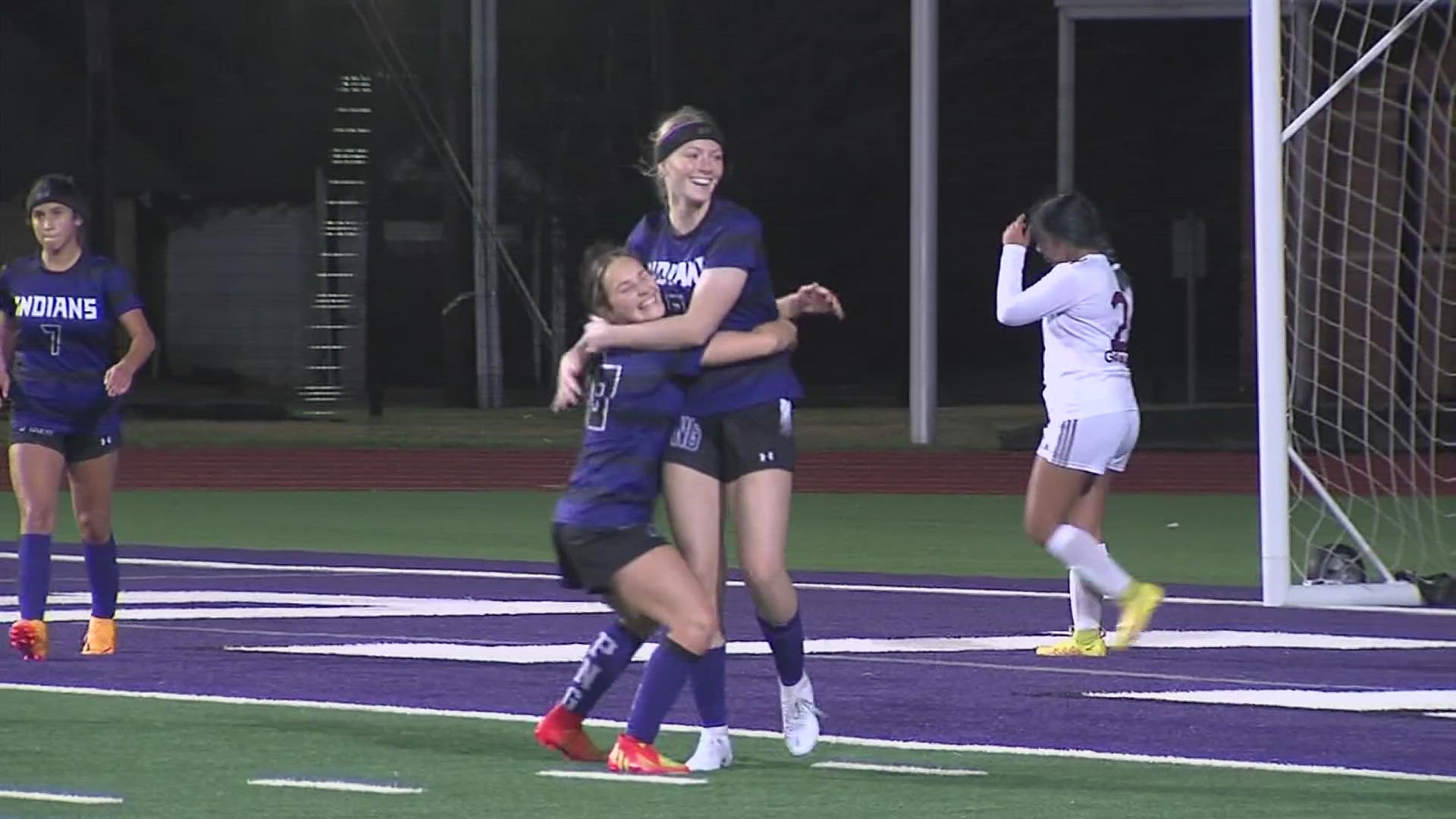 PNG girls stay undefeated in 17-5A play with shutout of Baytown Lee