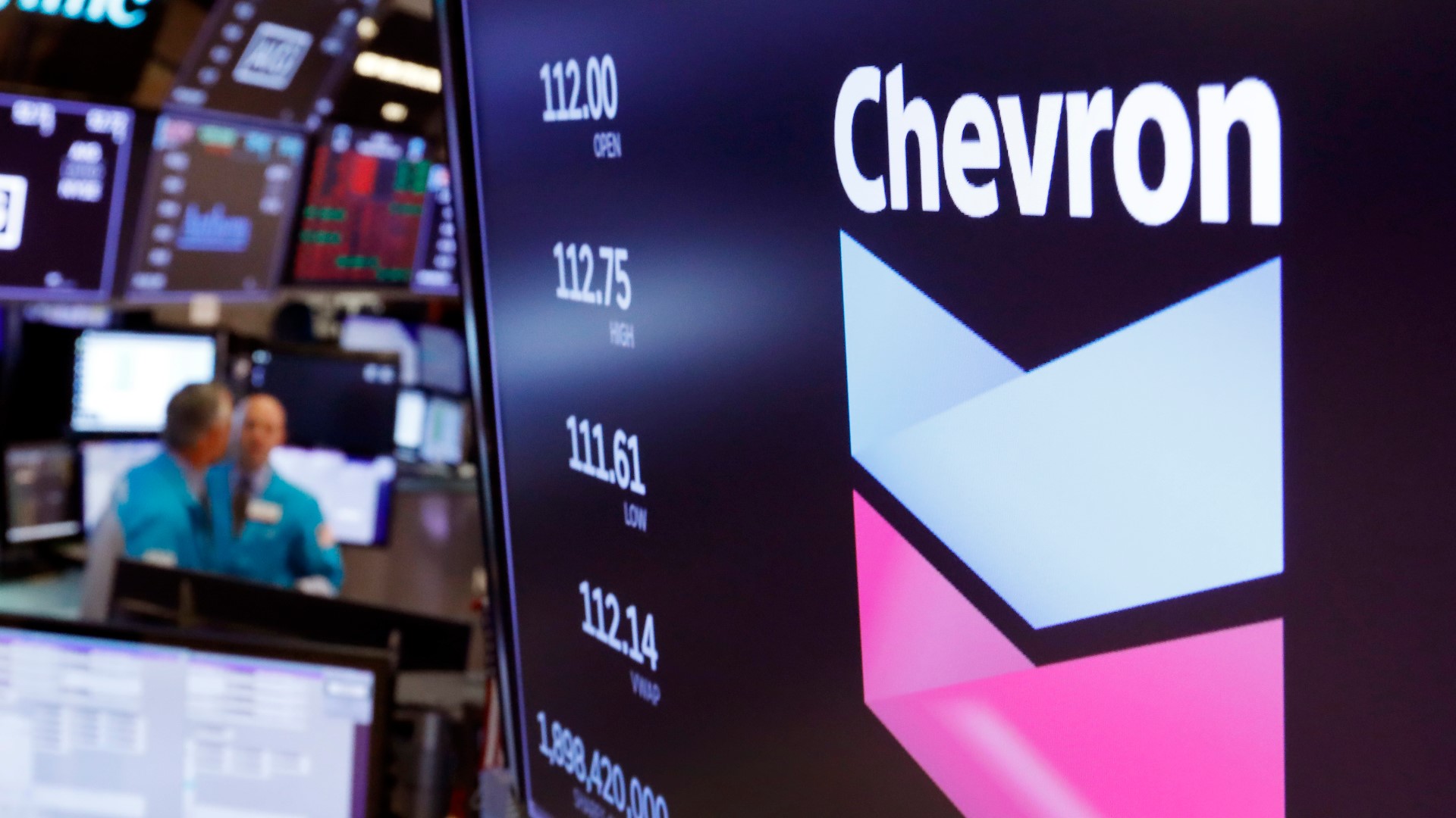 Chevron will eliminate 700 jobs from its downtown Houston offices, according to the Houston Business Journal.