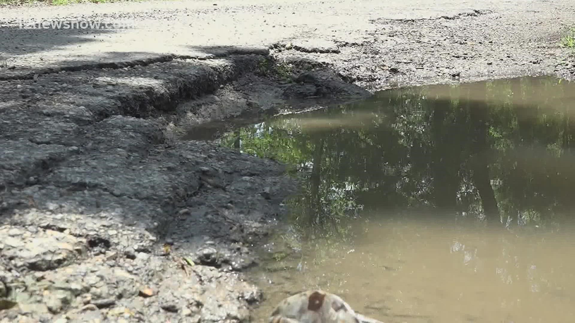 We see them as we drive and we do what we can to avoid them, but sometimes we still hit the many potholes in our area. The new technology can help drivers.