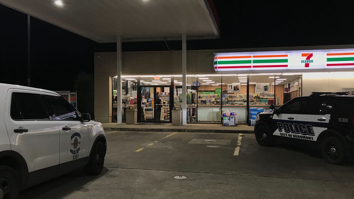 7 Eleven on Calder in Beaumont robbed suspects on the loose