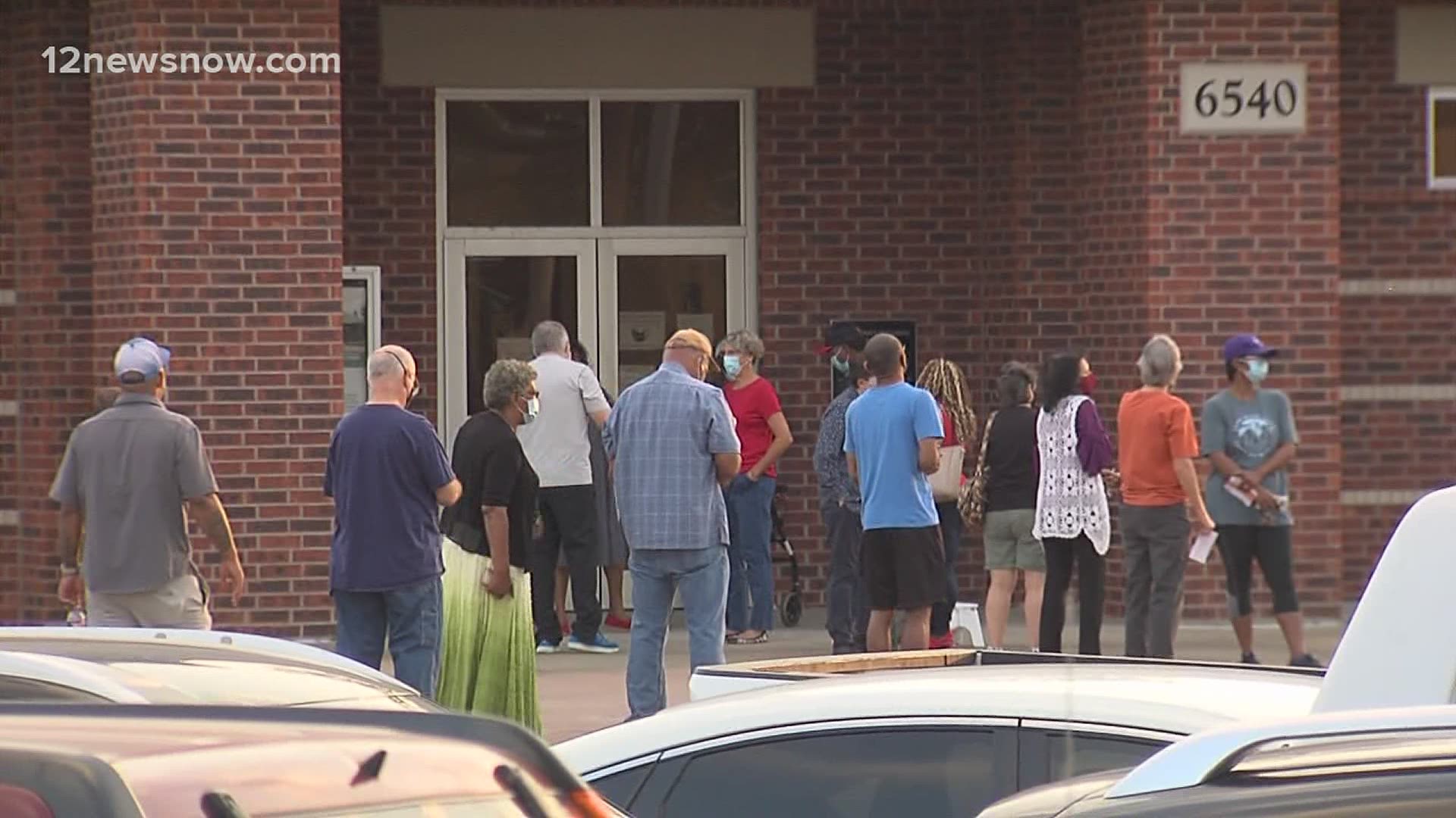 Rogers Park is among the busiest polling locations in Jefferson County