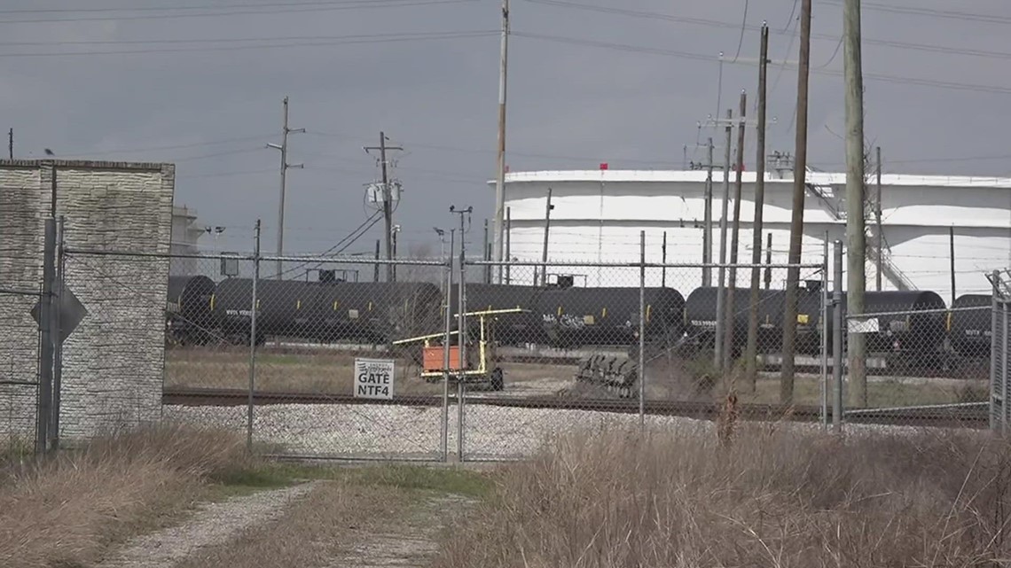 'Sacrificing communities' : Port Arthur environmentalists concerned over potential railroad merger
