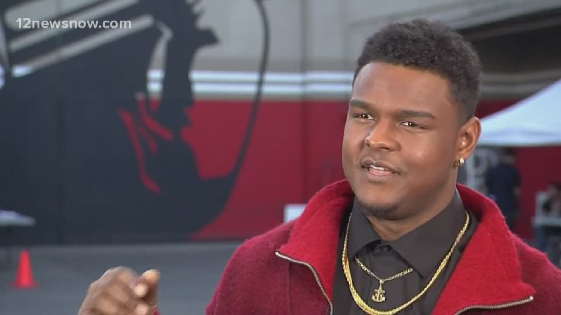 PORT ARTHUR NATIVE DE'ANDRE NICO IS COMPETING ON NBC'S "THE VOICE" TRYING TO MAKE THROUGH THE NEXT ROUND!