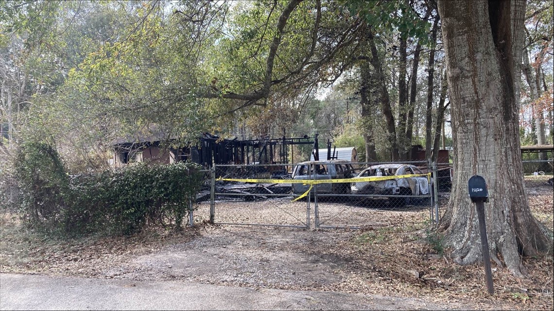 Homeowners escape Lumberton house fire