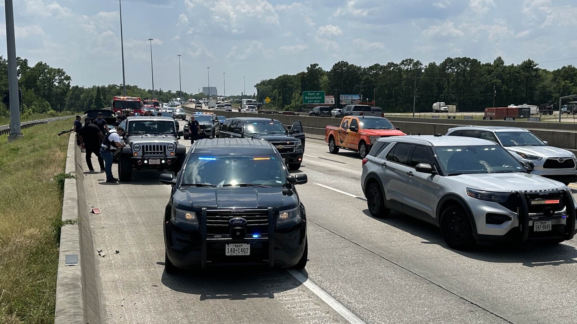 2 in custody following chase with Beaumont police officers | 12newsnow.com
