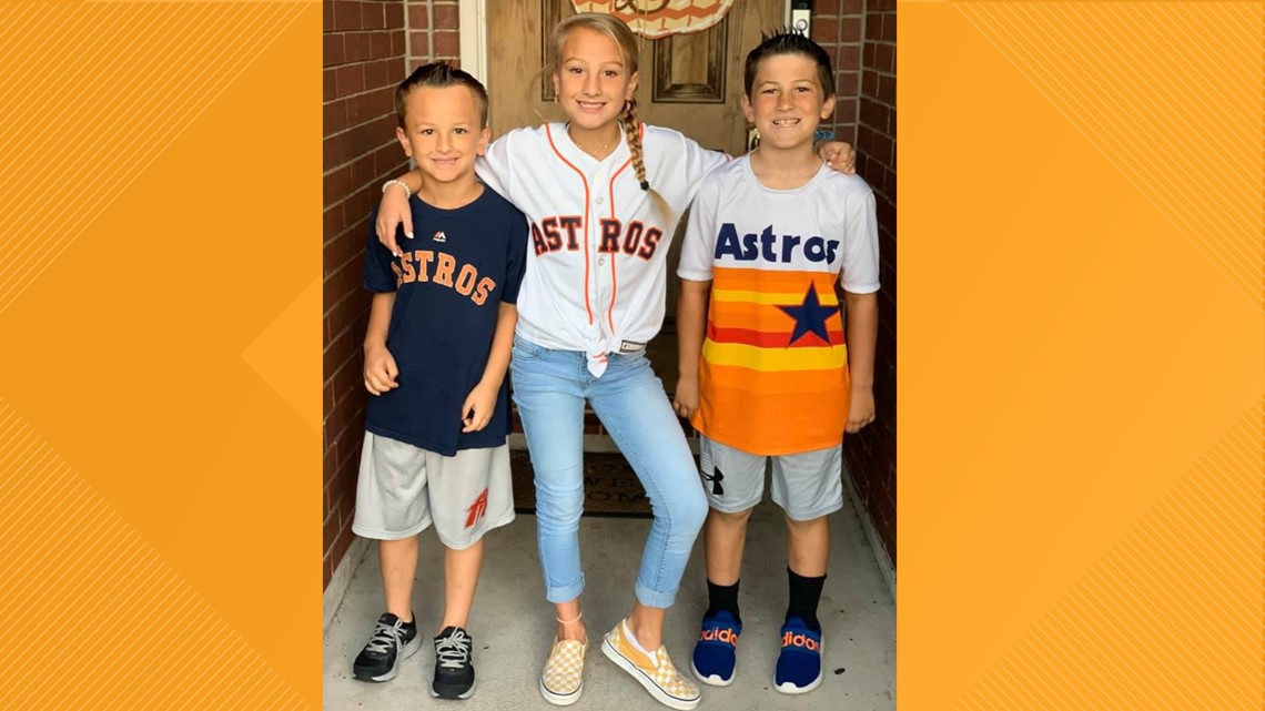 Meet the Astros' biggest fan 'Big Tex the Gator