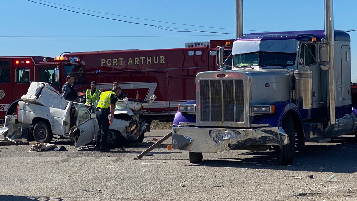 Two people cut out of pickup after Port Arthur wreck