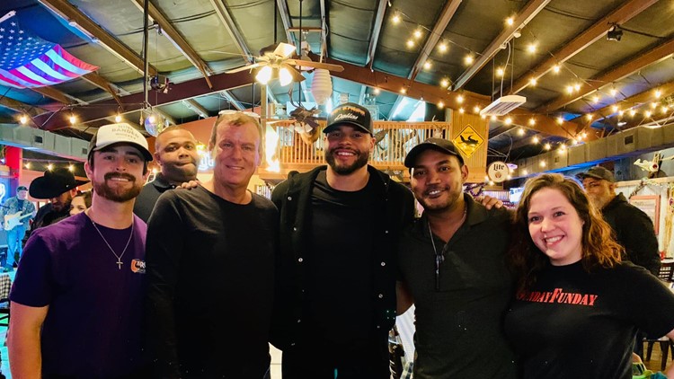 Dallas Cowboys quarterback Dak Prescott visits Port Arthur restaurant