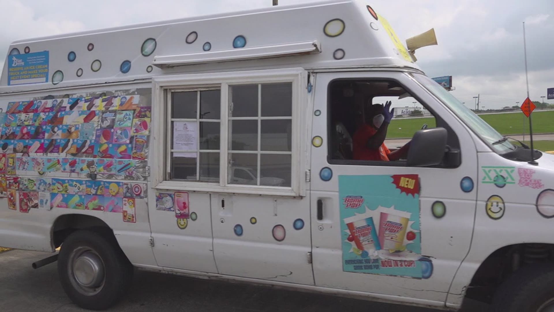 Deweyville Rallies Behind Ice Cream Truck Driver After He Was Told To Stop Selling 12newsnow Com