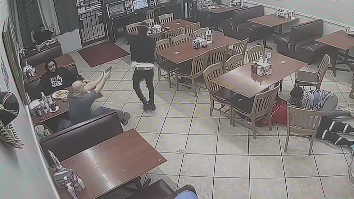 Surveillance video shows customer at Houston Taqueria shooting, killing