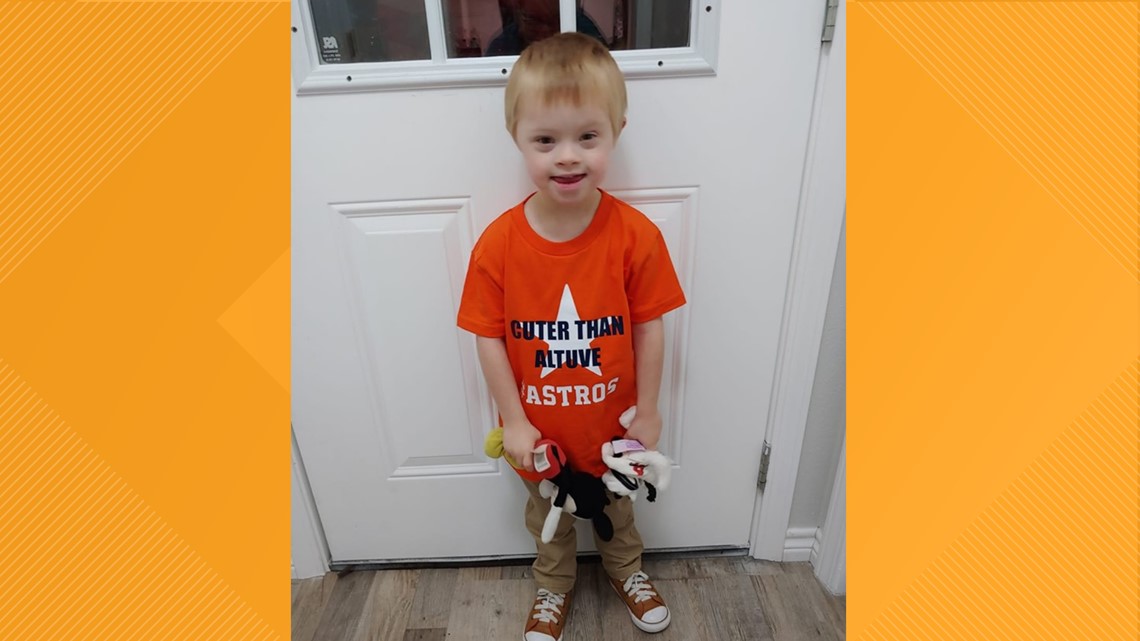 Meet the Astros' biggest fan 'Big Tex the Gator