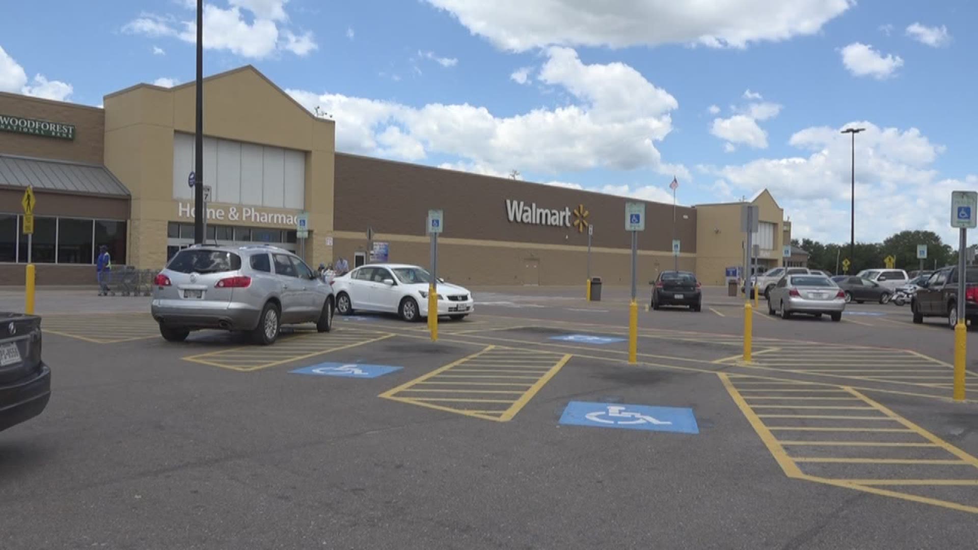 Port Arthur Walmart bomb threat worries shoppers