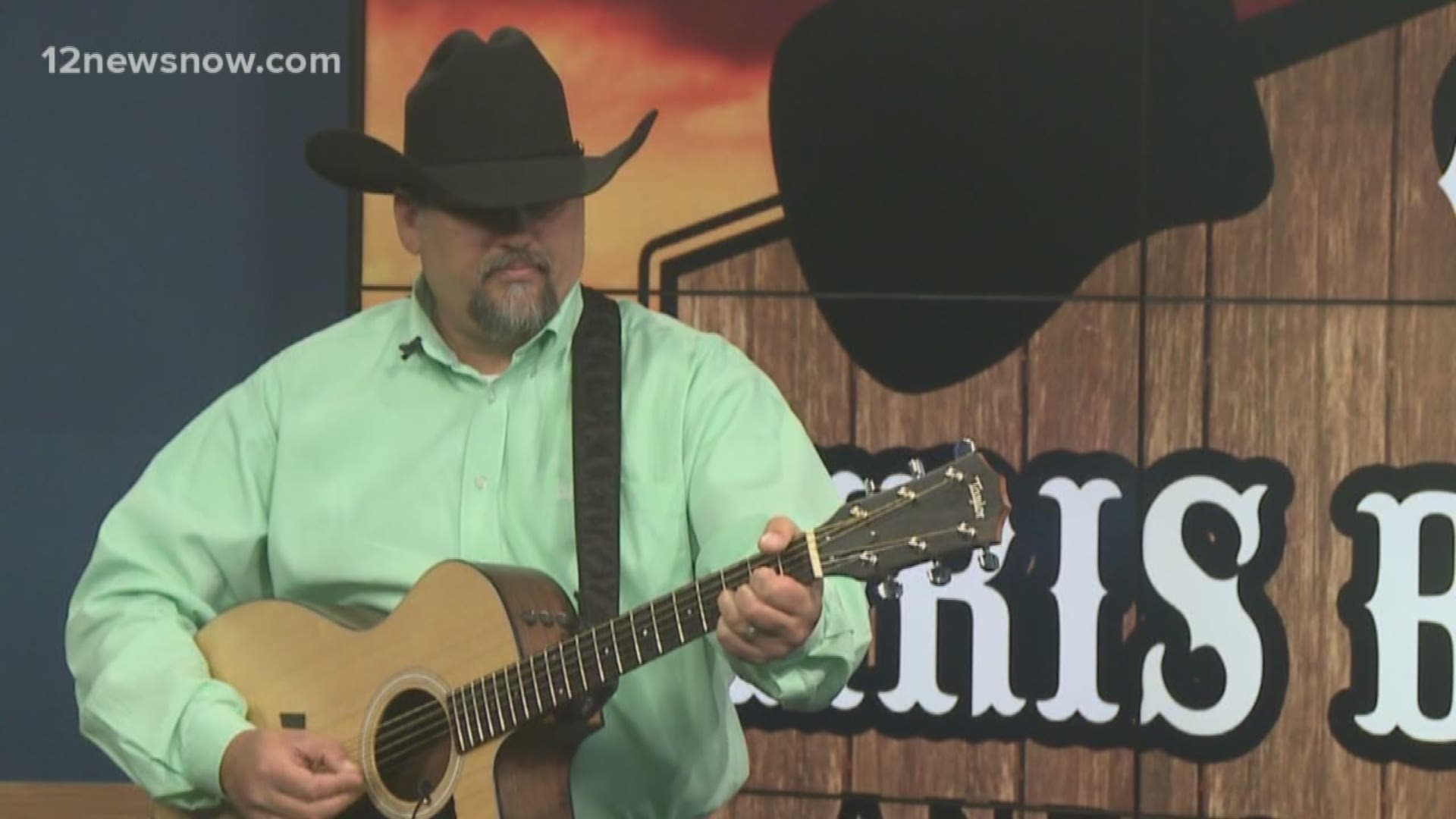 Vidor local, Chris Bergeron preforms his cover of Randy Travis's "On The Other Hand" during this mornings 'MORNING MIXTAPE'