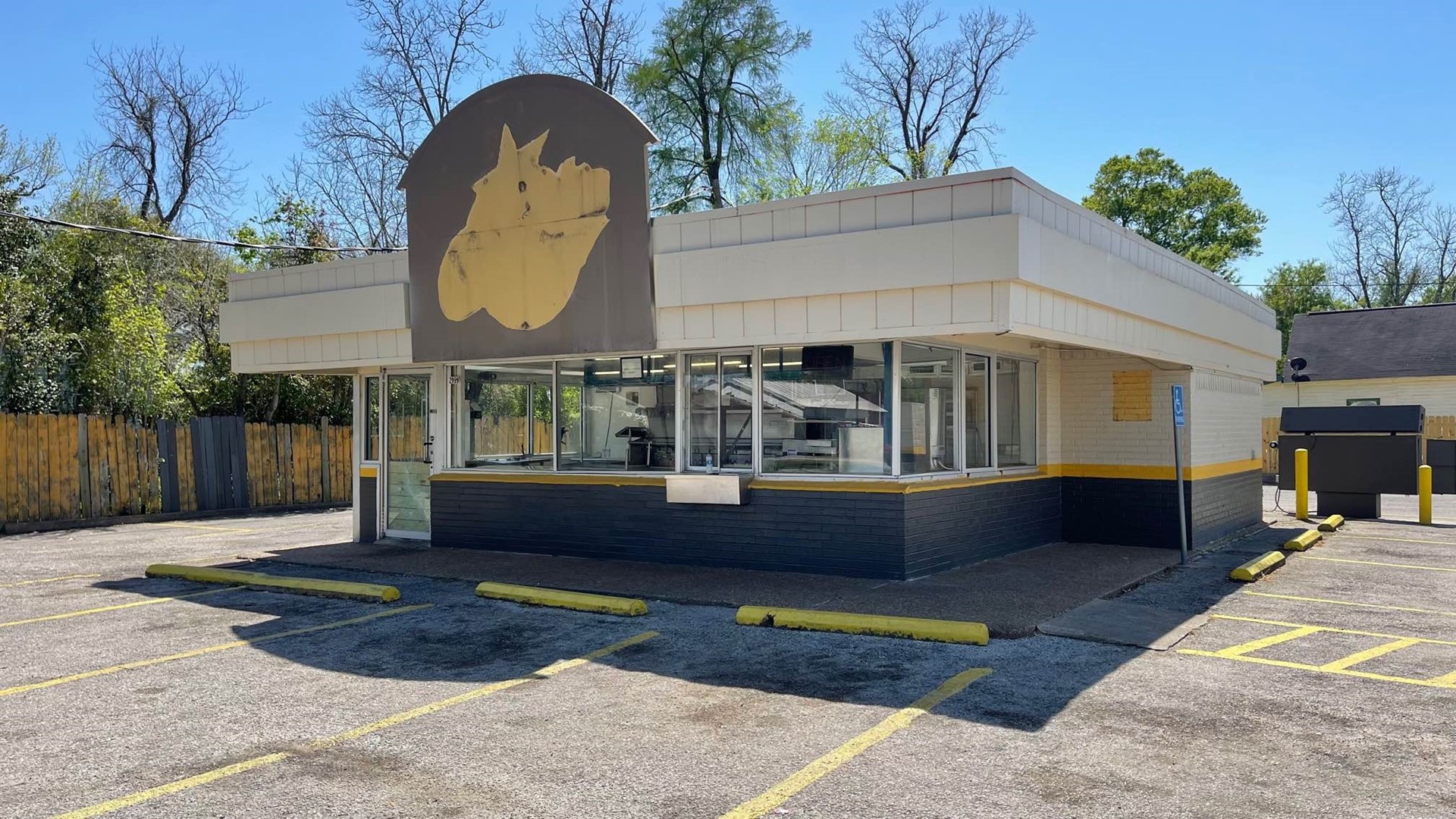 Most Church's Chicken locations in SE Texas 'temporarily closed