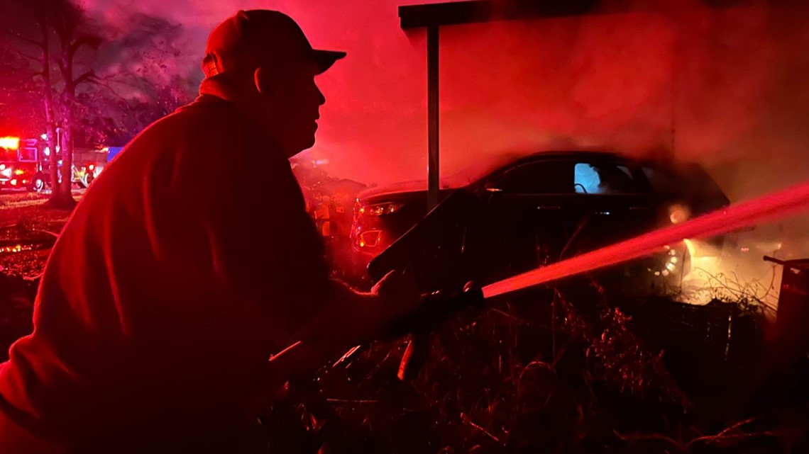 Fire destroys family's mobile home in Little Cypress