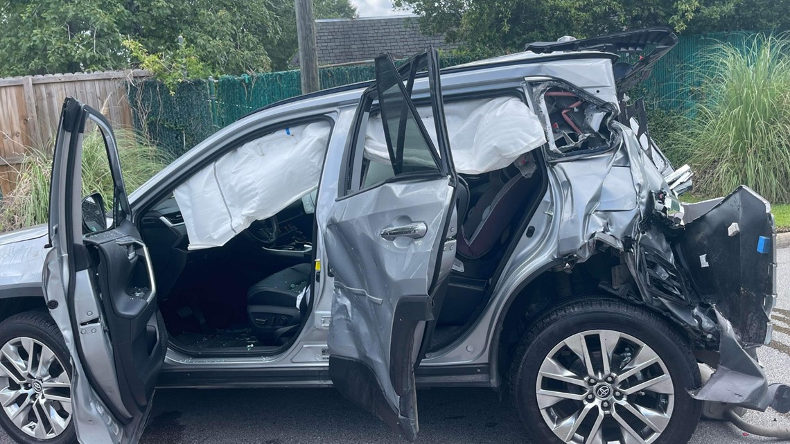 Beaumont Police unit towed after major crash on Dowlen Road