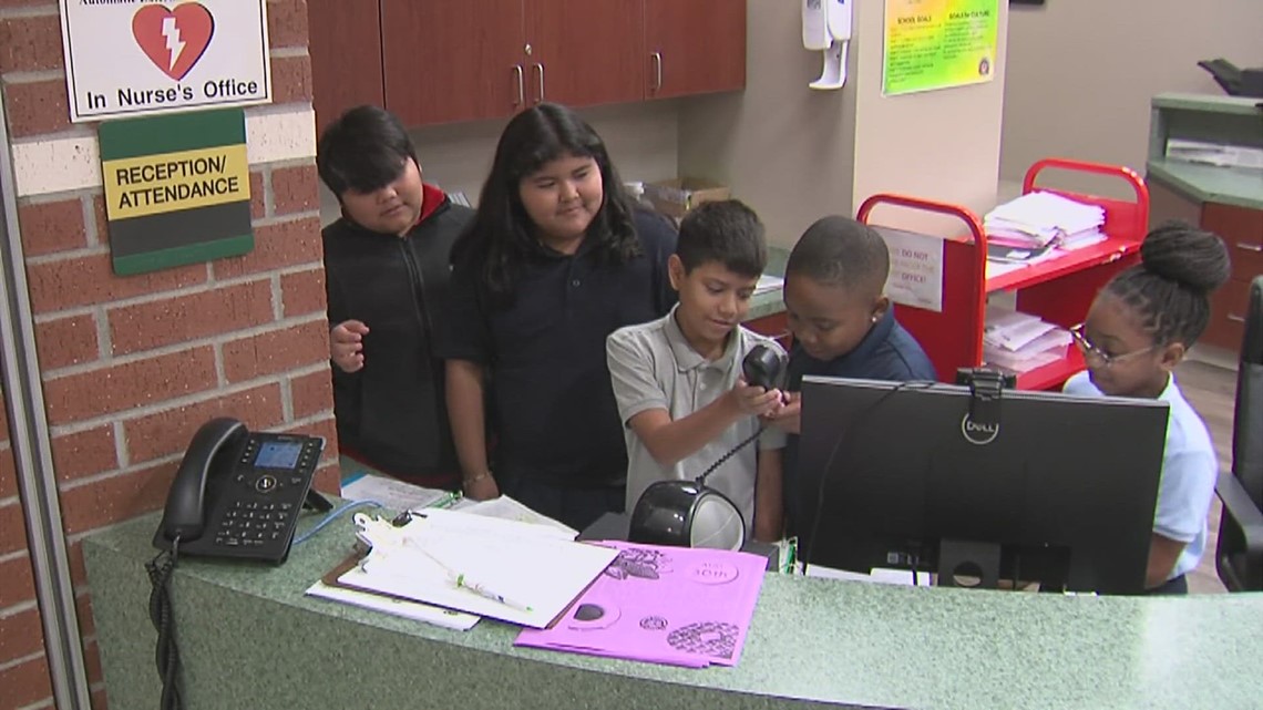 Martin Elementary School students keep classmates updated with morning announcements