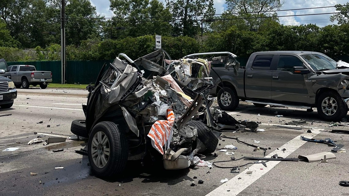 3 warrants issues for Beaumont man indicted in 6vehicle crash