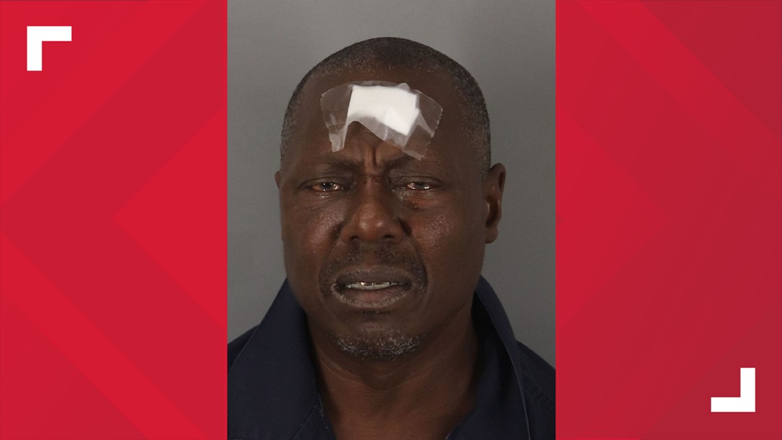 Citizen helps gas station clerk during Port Arthur robbery | 12newsnow.com