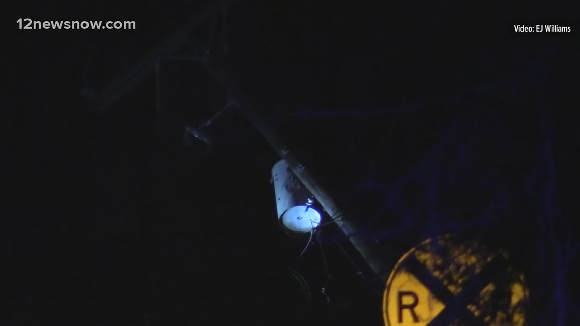 Man dies after crashing truck into telephone pole | 12newsnow.com