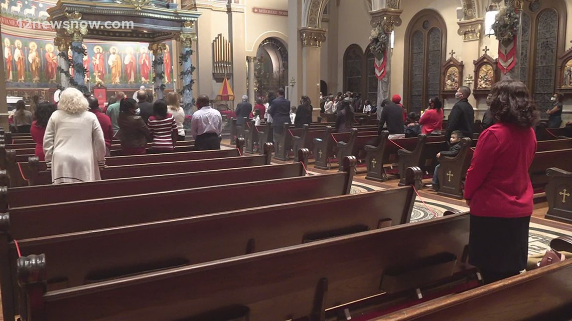 Southeast Texas churches hold holiday services amid pandemic